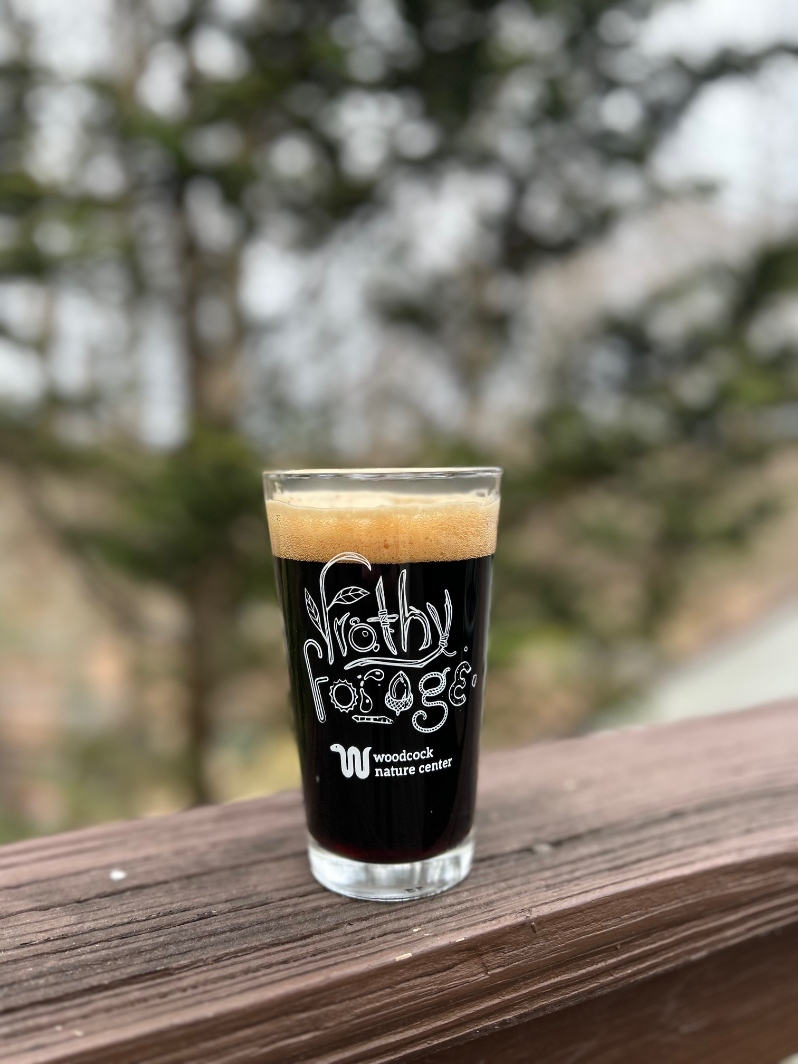 Product Description: Pint glass featuring the new Frothy Forage logo!</br> Frothy Forage Pint Glass